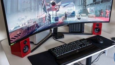 Samsung’s Odyssey G9 does the work of three monitors