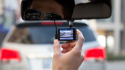 7 Rekomendasi Dash Cam Mobil untuk Bantu Rekam Perjalanan